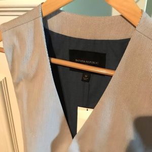 Banana Republic Men’s Vest